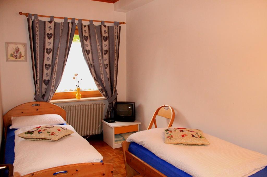 Garni Biancaneve Ruffre-mendola Hotel 3*