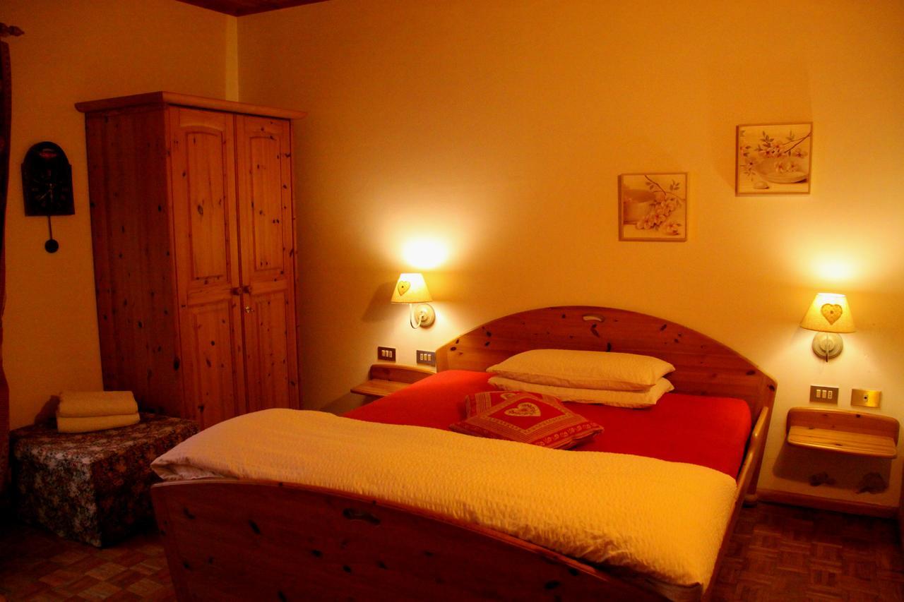 Garni Biancaneve Ruffre-mendola Hotel