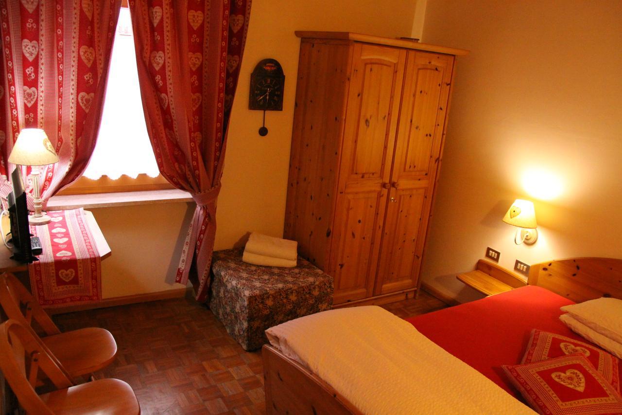 Hotel Garni Biancaneve Ruffre-mendola 3*